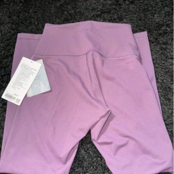 Lululemon Wunder Under Leggings - Picture 2 of 3